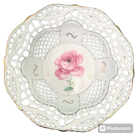 Vintage Porcelain Floral Lattice Design Bowl - Picture 1 of 5